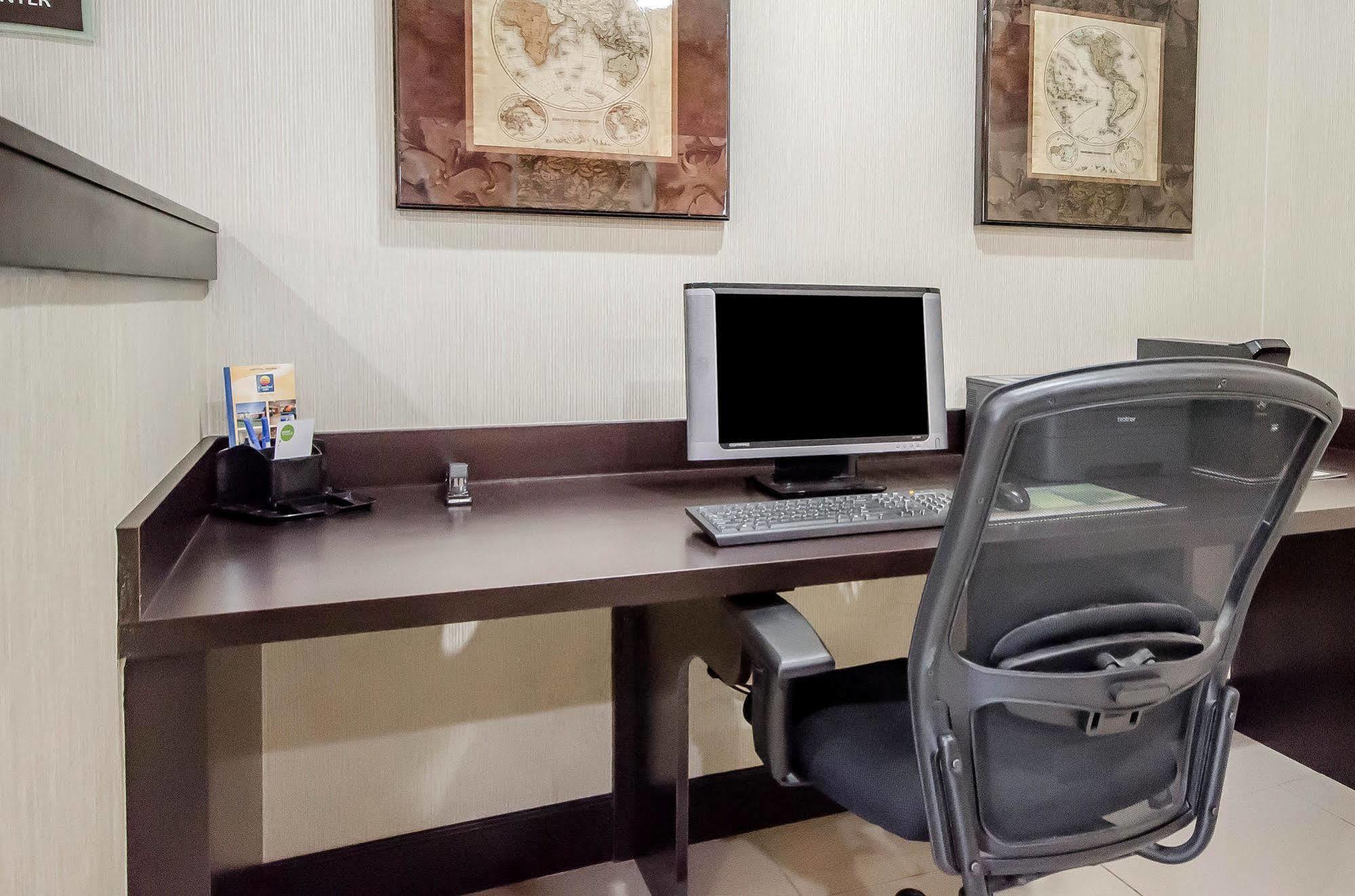 Surestay Plus By Best Western Corydon Exterior photo